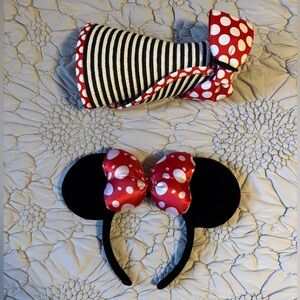 Disney Parks Minnie Ears and Rollable Sun Hat Set